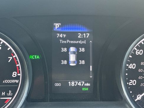 Used 2024 Toyota Camry SE image 27