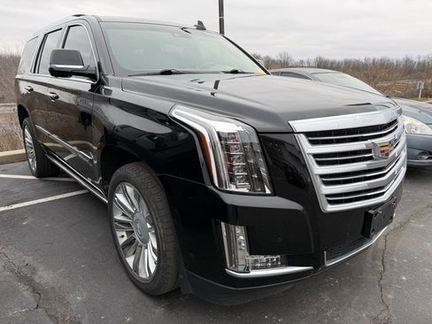 Used 2016 Cadillac Escalade Platinum image 6