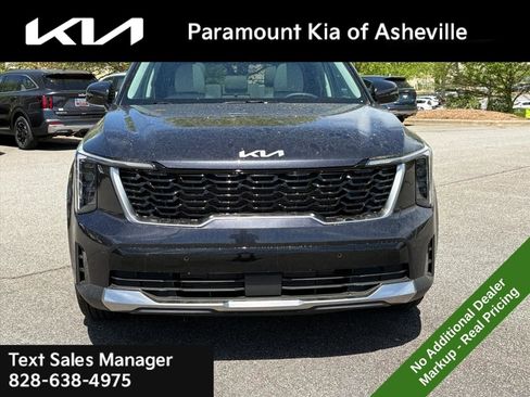 New 2026 Kia Sorento S FWD image 2