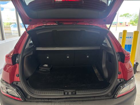 Used 2023 Hyundai Kona SEL w/ Cargo Package AWD/4WD image 7