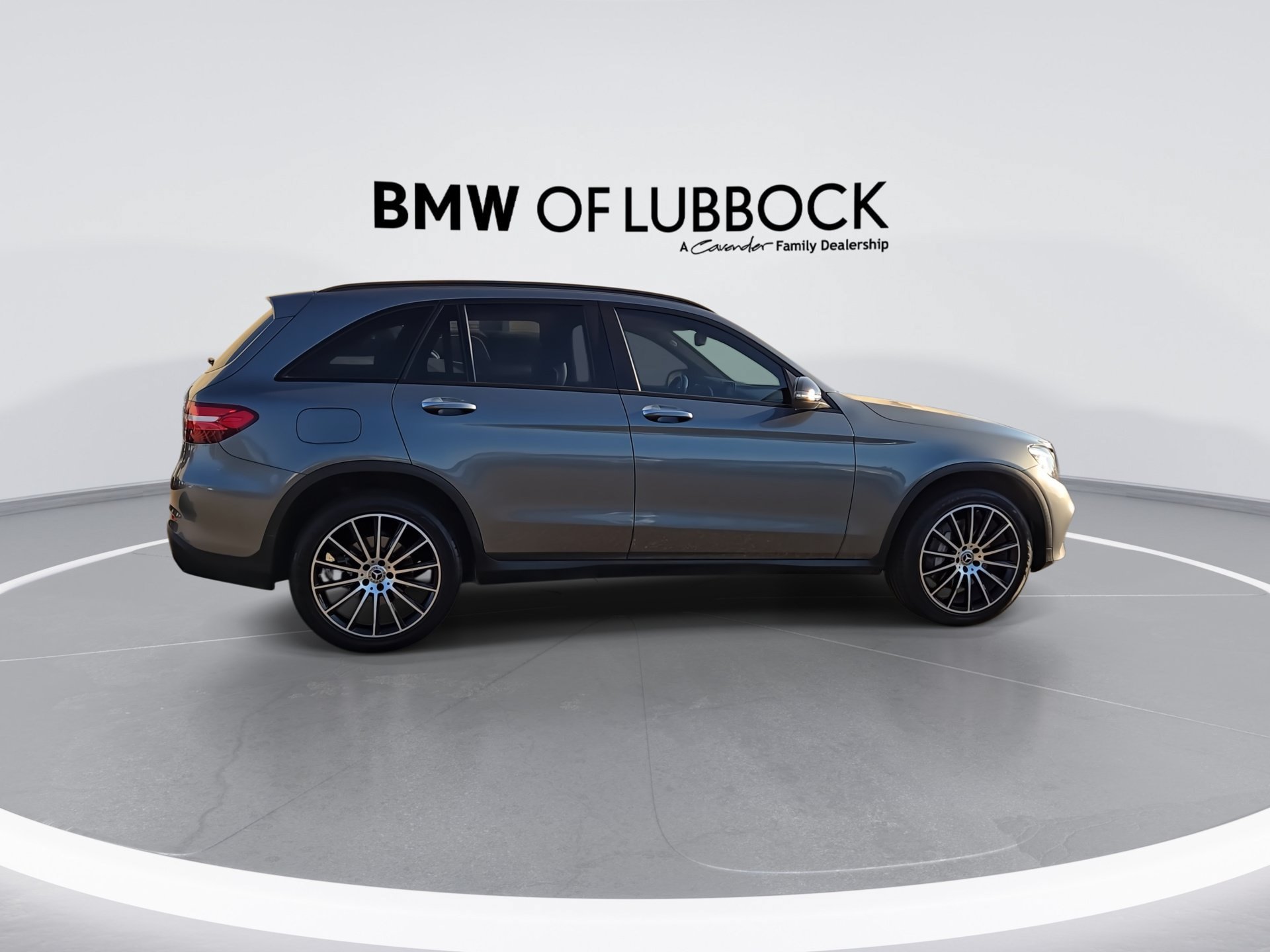Used 2019 Mercedes-Benz GLC 300 image 9