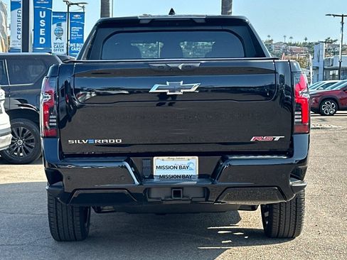 New 2024 Chevrolet Silverado EV RST image 5