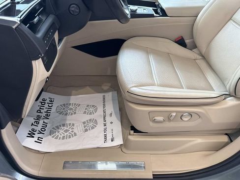 Certified 2023 Cadillac Escalade Premium Luxury AWD/4WD image 48