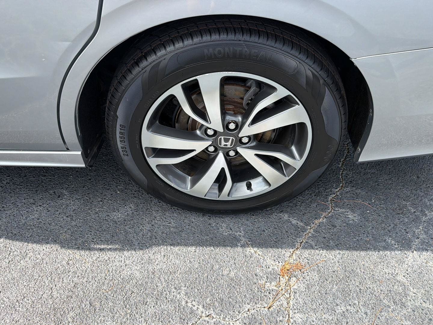 Used 2022 Honda Odyssey Touring image 40