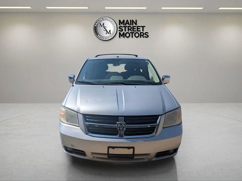 Used 2008 Dodge Grand Caravan SXT image 5