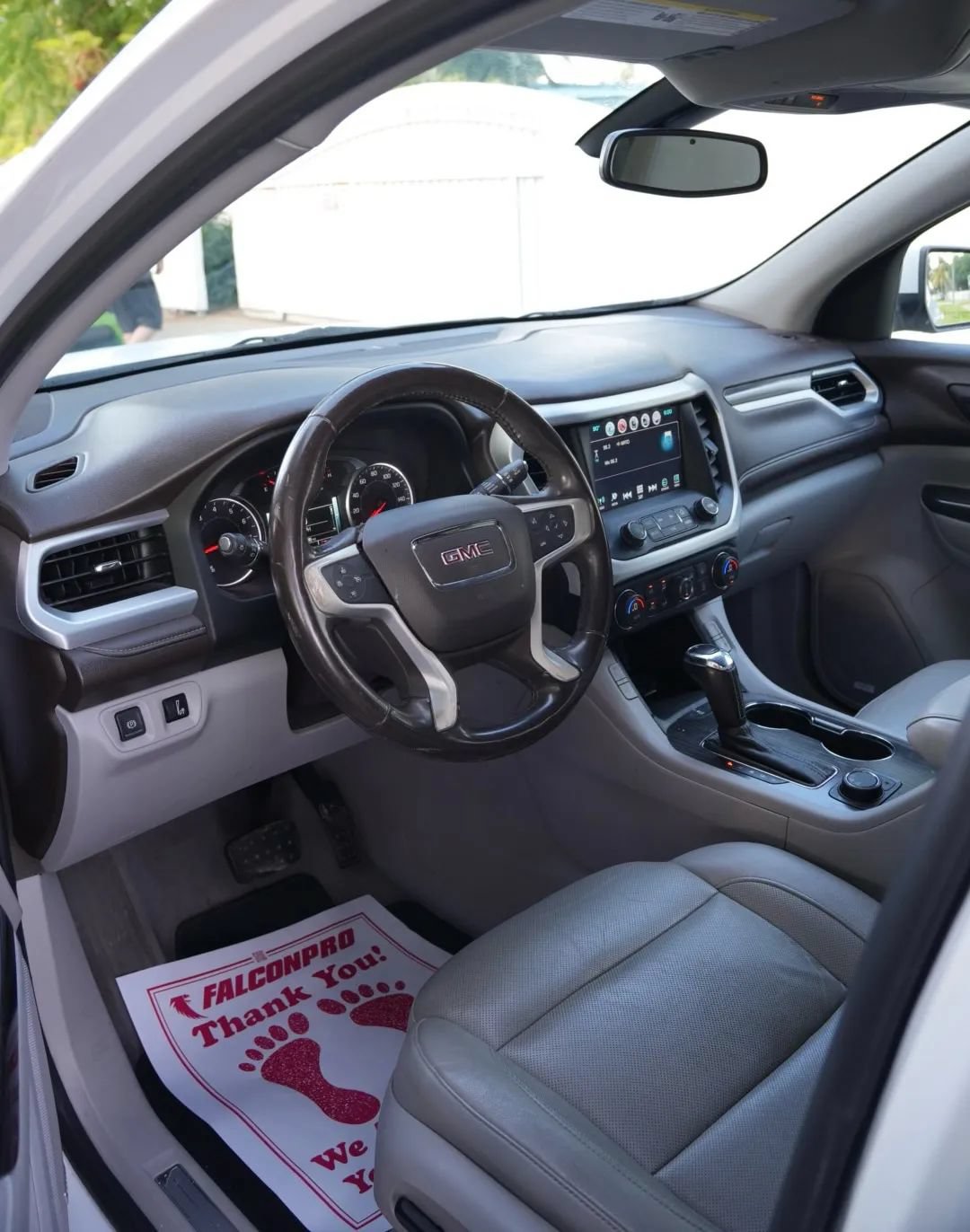 Used 2019 GMC Acadia SLT FWD image 8