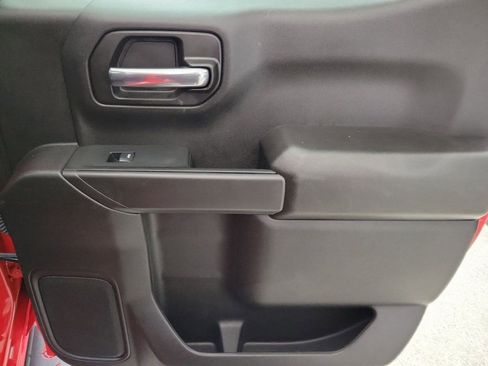 Certified 2024 Chevrolet Silverado 1500 Custom Trail Boss w/ Dark Appearance Package image 18