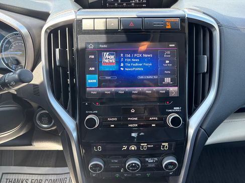 Used 2022 Subaru Ascent Limited AWD/4WD image 18