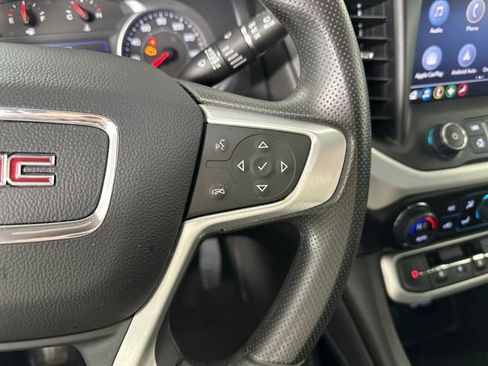 Used 2023 GMC Acadia SLE w/ Driver Convenience Package image 16