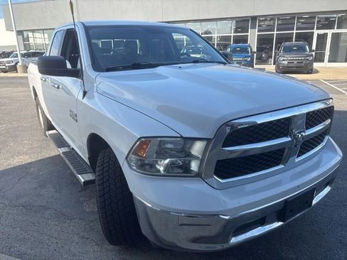Used 2018 RAM 1500 Classic SLT AWD/4WD image 4