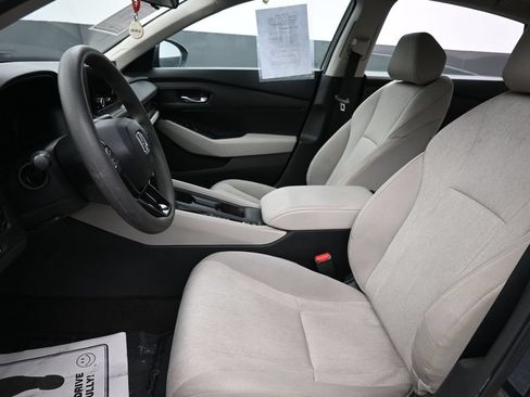 Used 2025 Honda Accord LX image 19