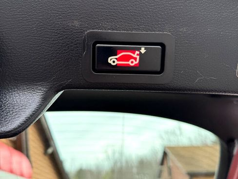 Used 2011 BMW X6 xDrive50i image 21