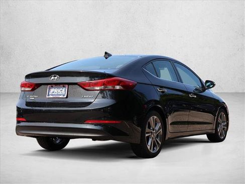 Used 2017 Hyundai Elantra Limited FWD image 5