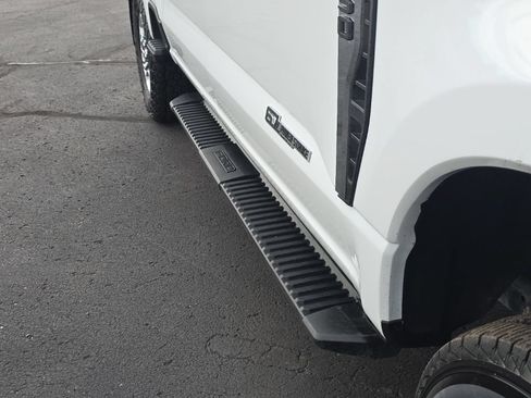 Used 2025 Ford F250 XLT AWD/4WD image 14