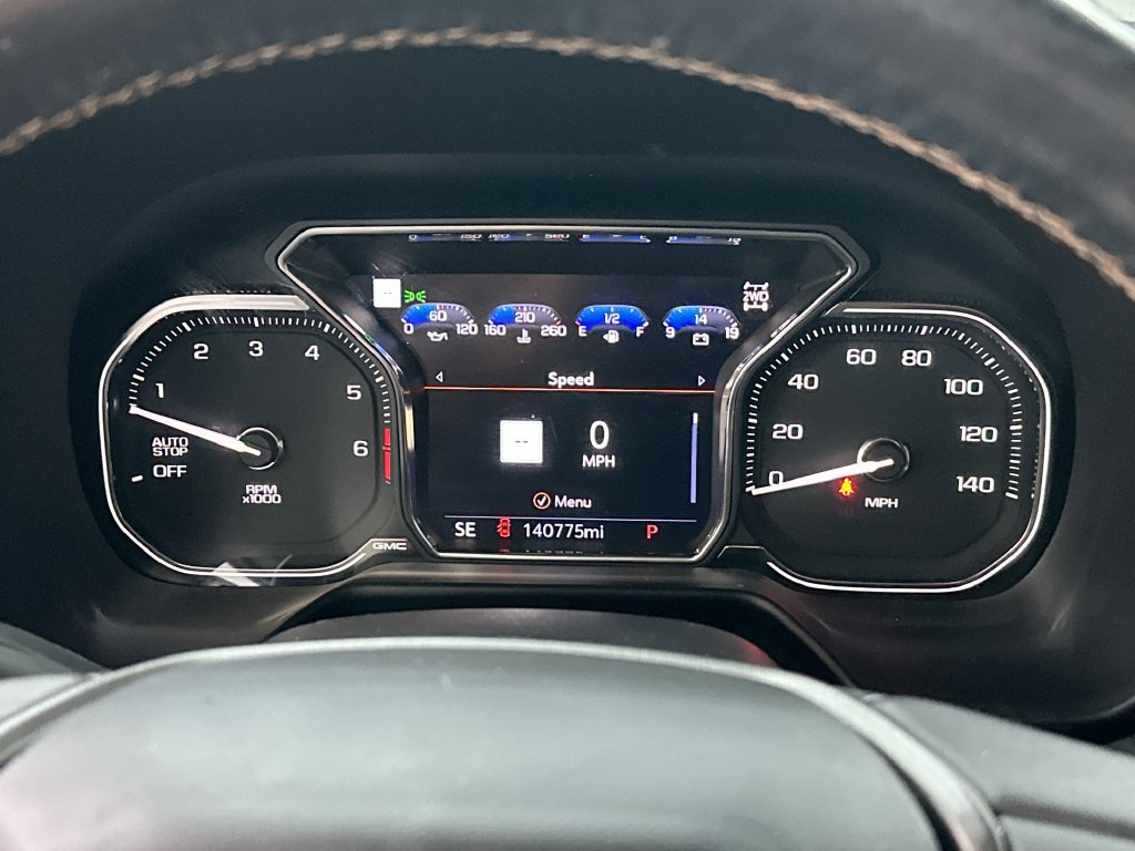 Used 2021 GMC Yukon AT4 w/ AT4 Premium Plus Package AWD/4WD image 12