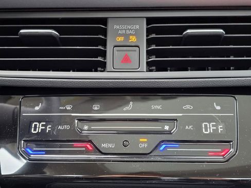 New 2026 Volkswagen Jetta SE FWD image 14