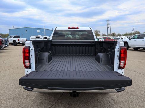 New 2026 GMC Sierra 1500 Pro image 5