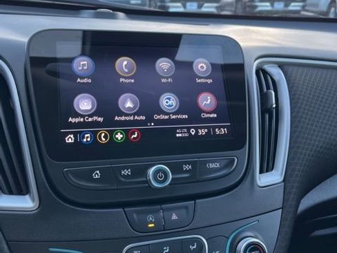 Used 2025 Chevrolet Malibu LT image 37