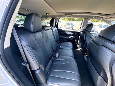 Used 2024 Acura MDX SH-AWD w/ Technology Package image 28