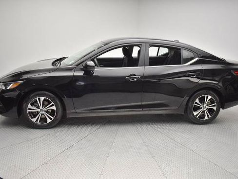 Certified 2023 Nissan Sentra SV FWD image 8