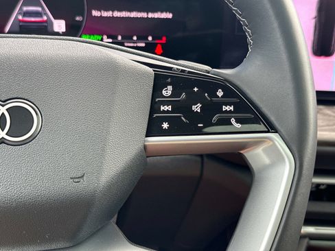 Certified 2025 Audi Q5 Premium Plus AWD/4WD image 31