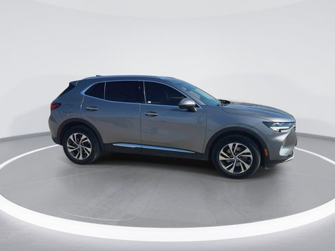 Used 2022 Buick Envision Essence w/ Safety Package image 12