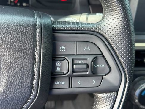 Certified 2026 Toyota Tacoma SR5 AWD/4WD image 24
