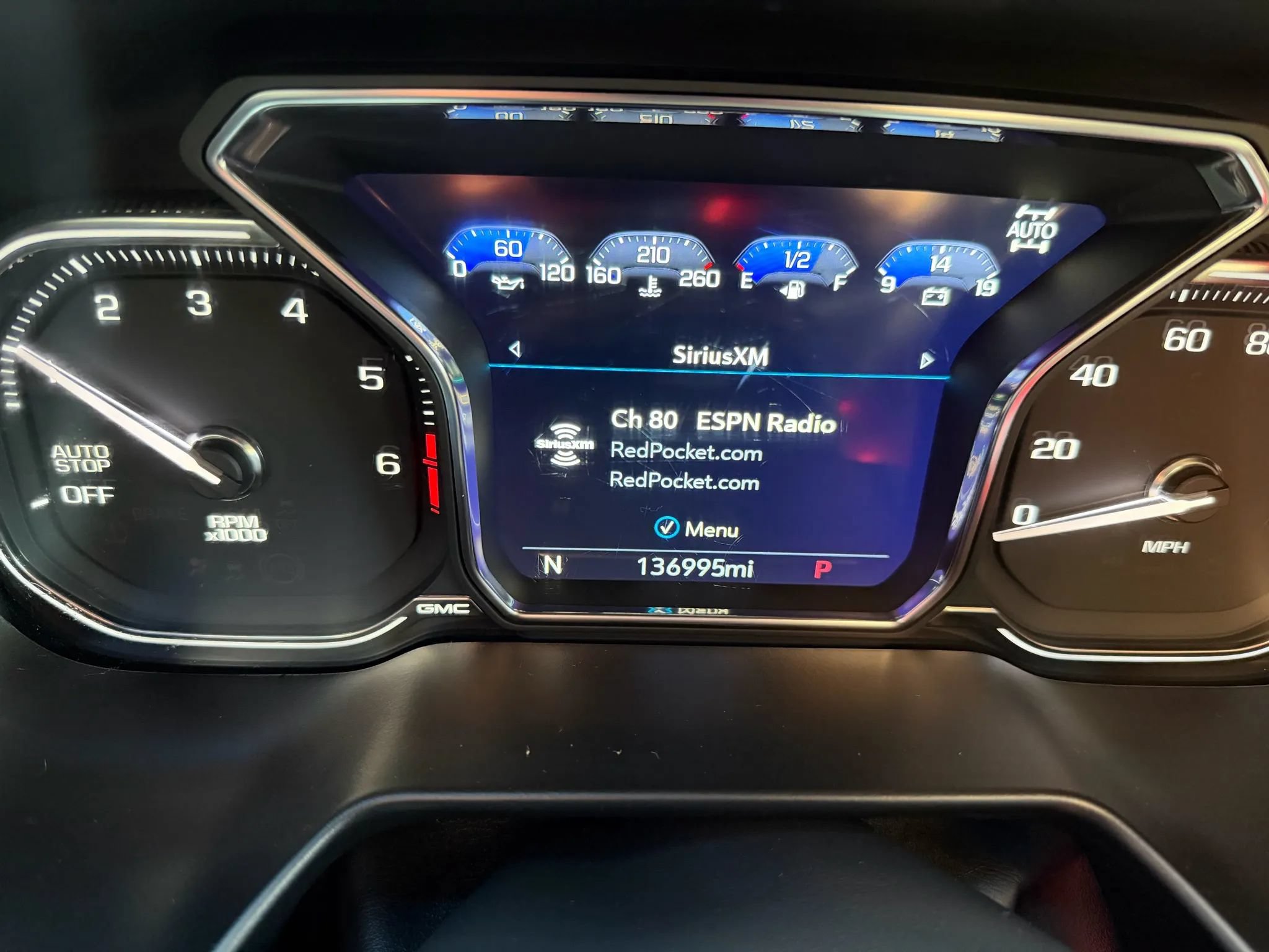 Used 2021 GMC Yukon XL SLT AWD/4WD image 8