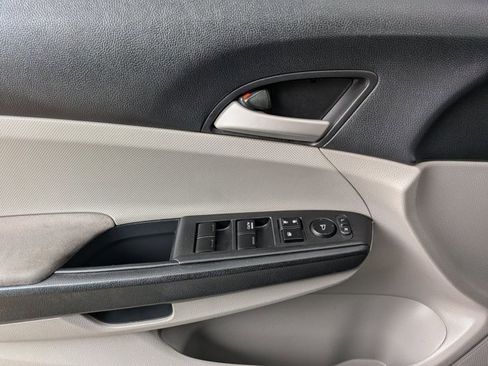 Used 2012 Honda Accord LX image 15