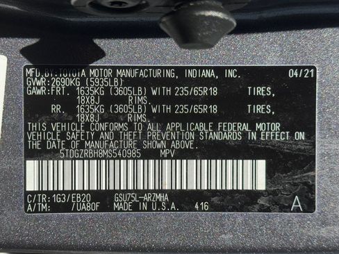 Used 2021 Toyota Highlander XLE AWD/4WD image 65