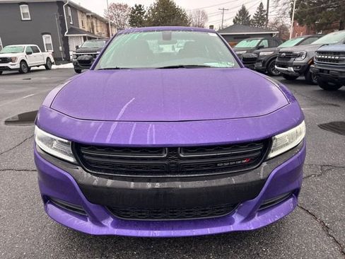 Used 2018 Dodge Charger SXT w/ Blacktop Package image 8