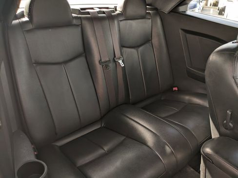 Used 2012 Chrysler 200 Touring image 10