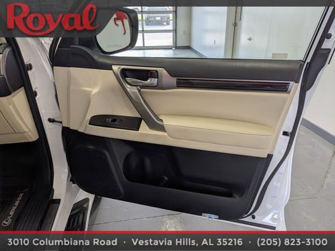 Used 2023 Lexus GX 460 Luxury w/ Sport Design Package image 7