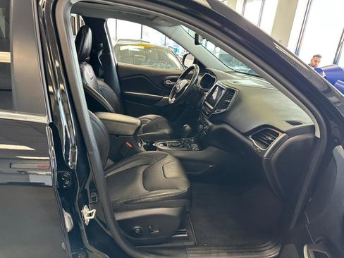 Used 2021 Jeep Cherokee Latitude Lux w/ Sun & Sound Group image 32