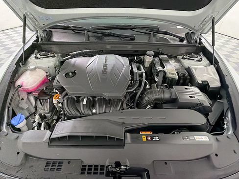 Used 2025 Hyundai Sonata SE FWD image 29