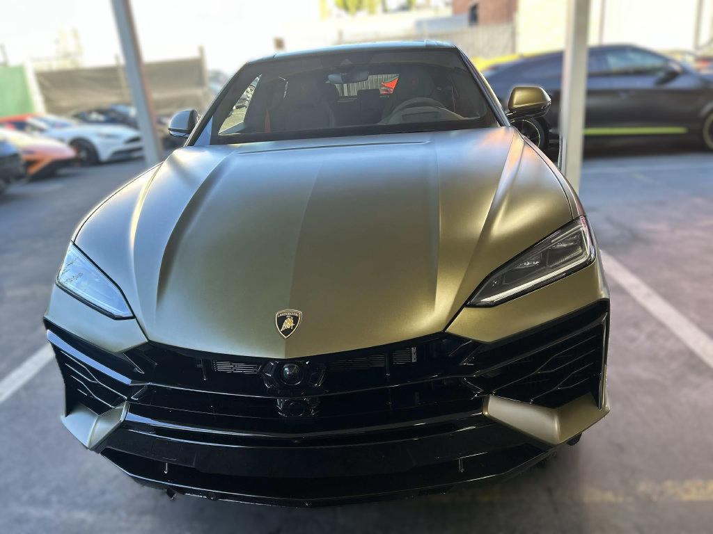 Used 2025 Lamborghini Urus S AWD/4WD image 3