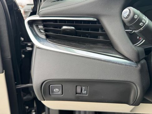 Used 2023 Buick Enclave Essence w/ Experience Buick Package image 24