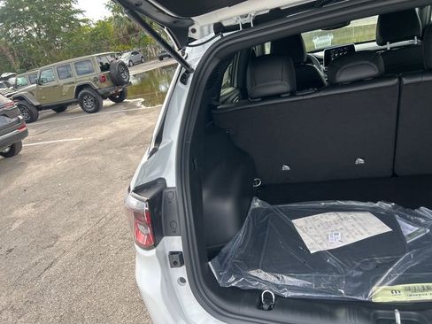 New 2026 Jeep Compass Latitude image 30