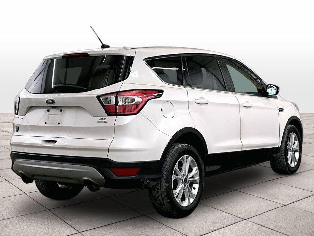 Used 2017 Ford Escape SE AWD/4WD image 11