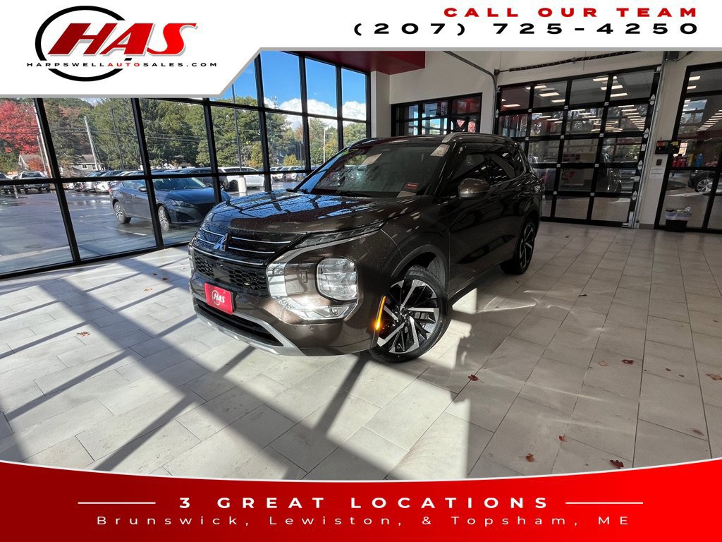 Used 2022 Mitsubishi Outlander SEL AWD/4WD image 1