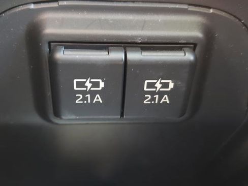 Used 2019 Toyota RAV4 Adventure image 31