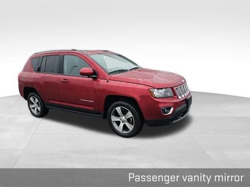 Used 2016 Jeep Compass High Altitude image 31
