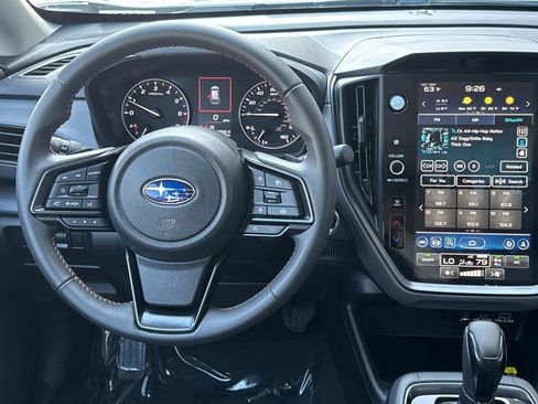Certified 2025 Subaru Crosstrek 2.5i Limited w/ Crosstrek Mirror Package image 17