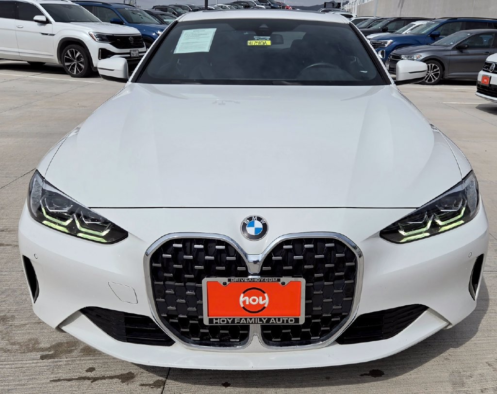 Used 2023 BMW 430i Coupe w/ Convenience Package RWD image 4
