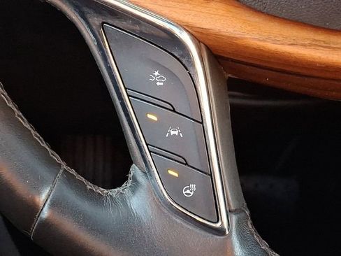 Used 2020 Cadillac XT5 Premium Luxury image 28