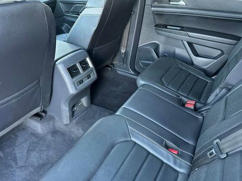 Used 2020 Volkswagen Atlas Cross Sport SEL Premium image 12