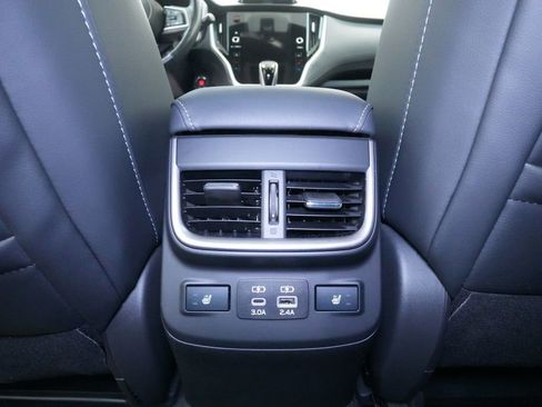 Used 2023 Subaru Outback Limited image 24