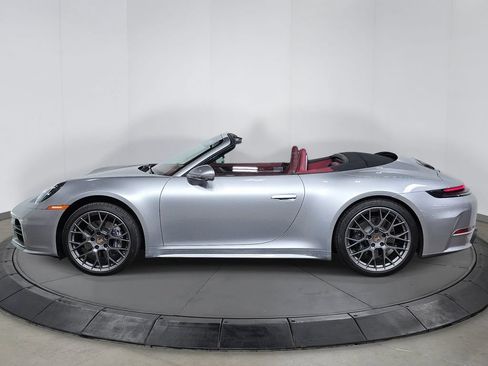 Certified 2025 Porsche 911 Carrera RWD image 2