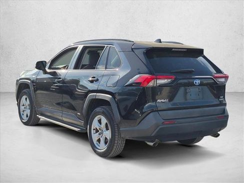 Used 2020 Toyota RAV4 XLE w/ Convenience Package AWD/4WD image 7