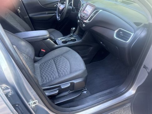 Used 2018 Chevrolet Equinox LT image 21